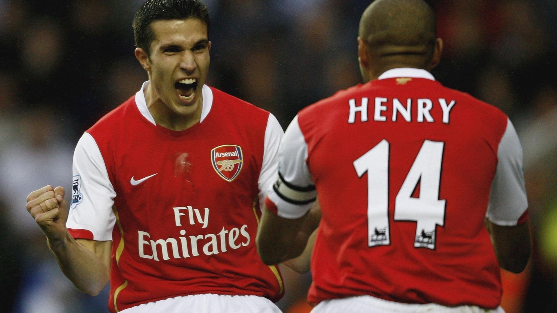 浓眉哥重返赛场，重要助攻首场状态出色，拜仁观众沸腾！热度持续攀升